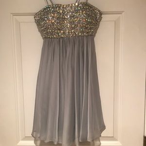 La femme dress/ women’s Size 00